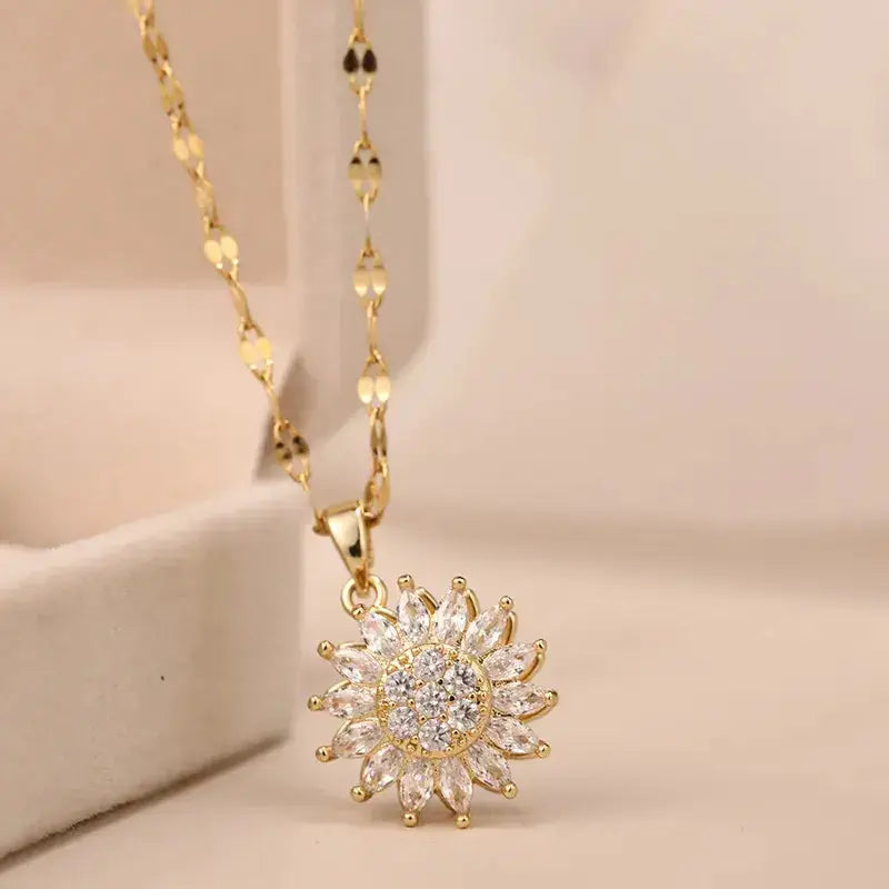 Double-layer Rotatable Sunflower Necklaces BrightBox