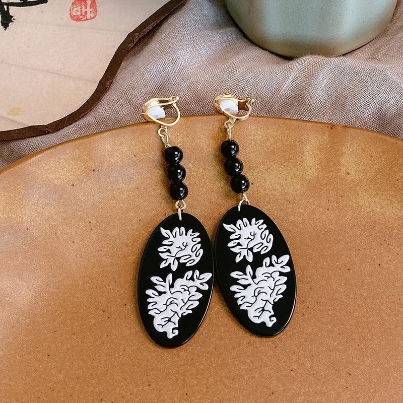 Pearl Vintage Tassel Earrings