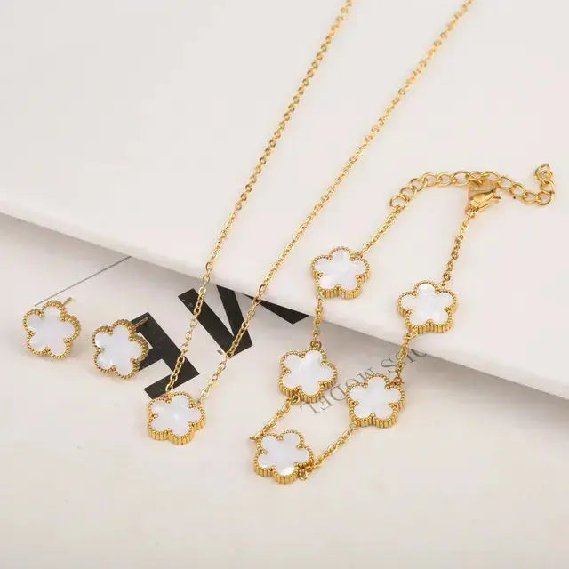 Adjustable Flower Bracelet and Necklace BrightBox