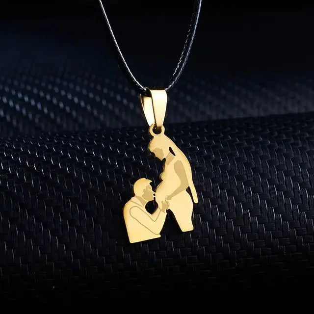 Mama Letter Pendant Necklace BrightBox