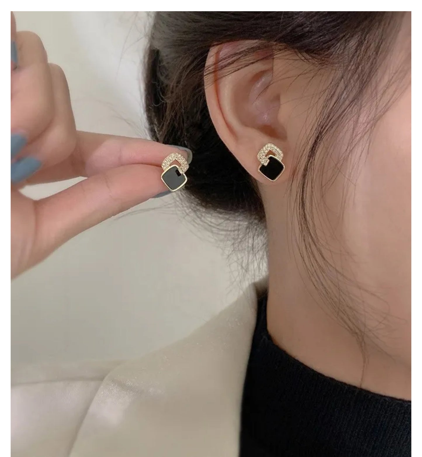 Women's Cross Black Square Earrings