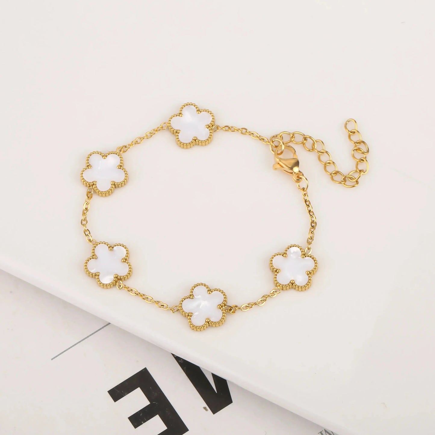 Adjustable Flower Bracelet and Necklace BrightBox