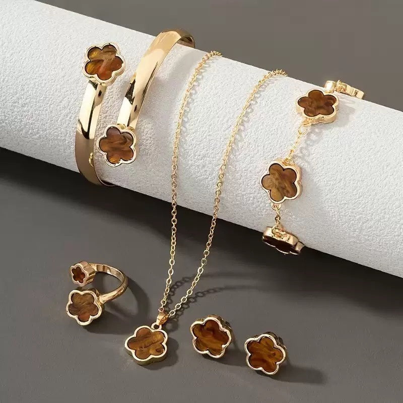 Flower 5-piece Necklace Bracelet set