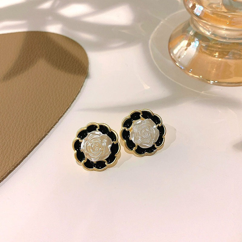 Pearl Vintage Tassel Earrings