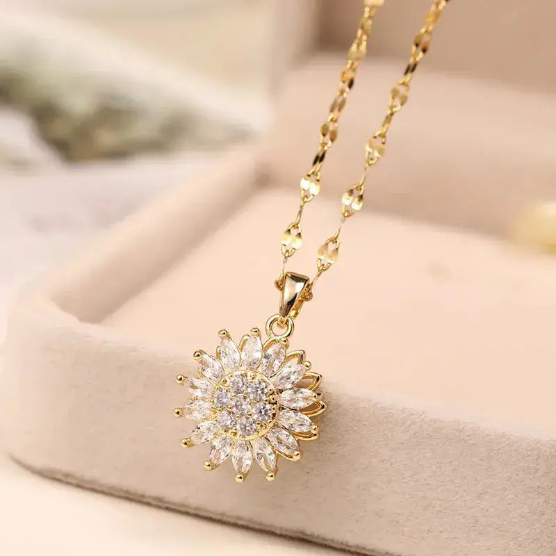 Double-layer Rotatable Sunflower Necklaces BrightBox