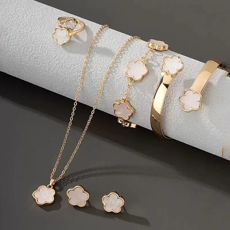 Flower 5-piece Necklace Bracelet set