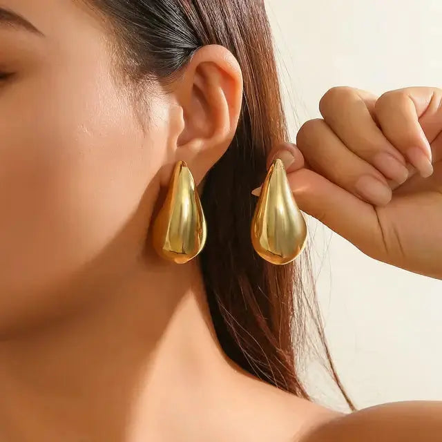 Droplet Dazzle Earrings BrightBox